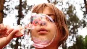 blow-bubbles-668950_1920