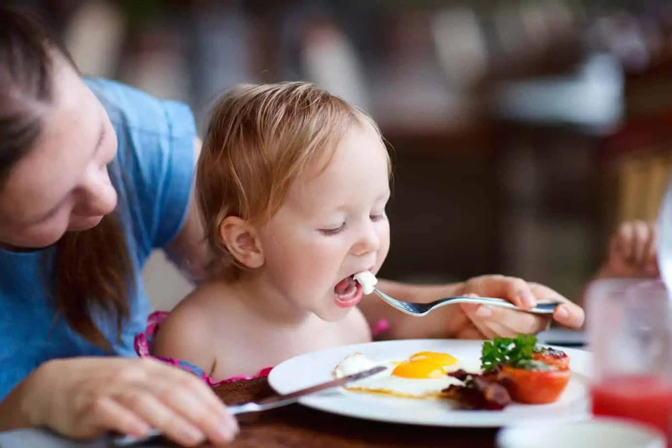 These are SUPER Simple & Genius Ways to get kids to vegetables without nagging! Learn two surprisingly simple tricks that will have your kids eating vegetables.