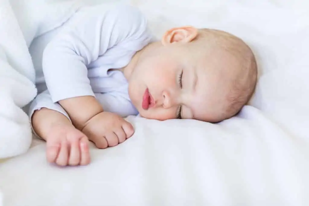 How to Fix Your Baby's Sleep & Navigate the 4 Month Sleep Regression. Learn how long the 4 month sleep regression lasts and how you help your baby through the 4 Month Old Sleep Regression with these 4 month sleep regression tips. 
