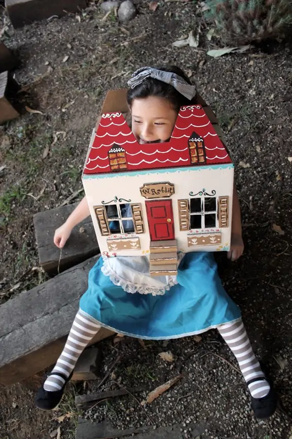alice in wonderland homemade halloween costumes you can make