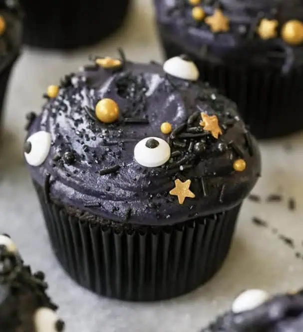 black velvet cupcake