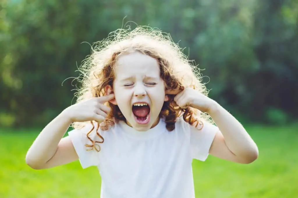 How parents can help kids learn to identify and manage big emotions. 5 Steps to teach children how to manage big emotions and deal with feelings.