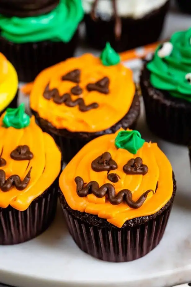 jack-o-lantern cupcakes