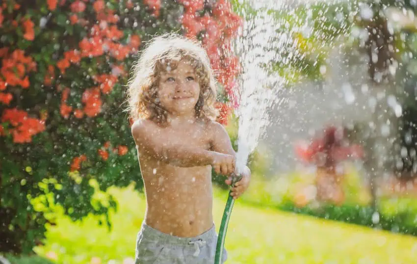 15 Cool Games & Activities for Kids to Beat the Heat 