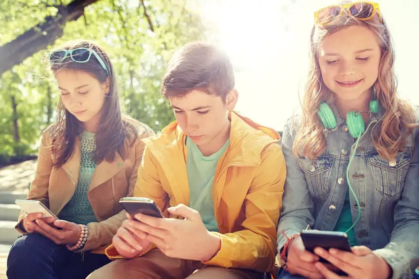 Protecting Tweens and Teens Online: Parental Tools