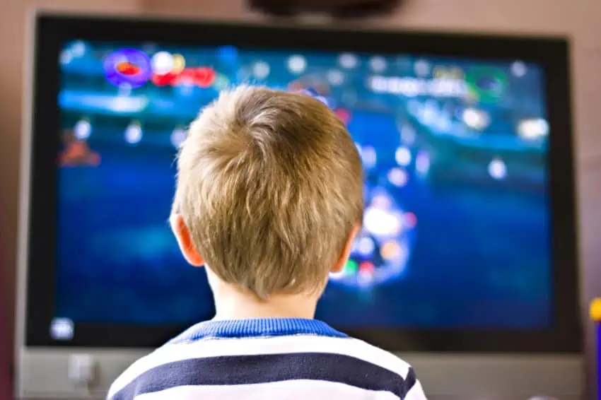 navigating screen time with children 