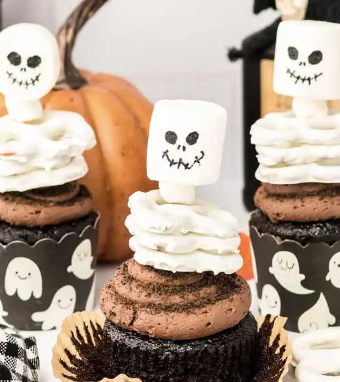 skeleton cupcakes