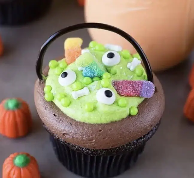 witch cauldron cupcake