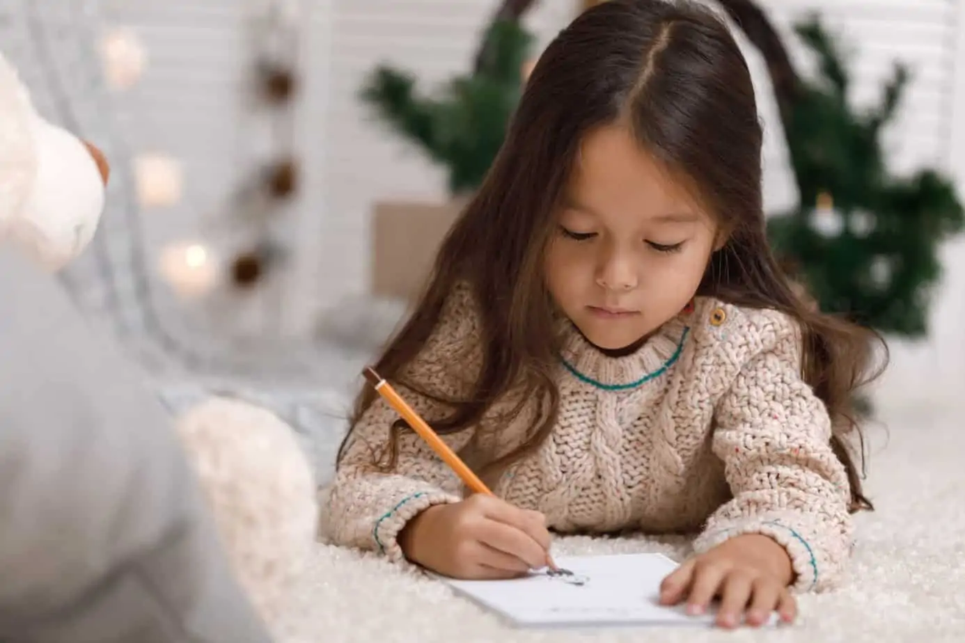 Santa Claus' real mailing address and how to send a letter to Santa, receive a letter from Santa and have your letter postmarked from the North Pole. 